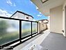 その他：晴れた日には青い空を見渡せる開放的な時間を楽しめます。気持ちの良い風が通り抜ける街並みです！