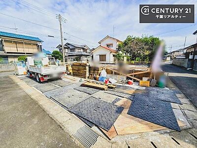 外観:建設中です!施工例のご見学できます!周辺環境や他物件もまとめてご案内可能です!不動産の事ならどんな事でもお気軽にご相談ください。 外観:建設中です!施工例のご見学できます!周辺環境や他物件もまとめてご案内可能です!不動産の事ならどんな事でもお気軽にご相談ください。
