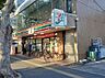 周辺：セブンイレブン千葉幸町店まで925m