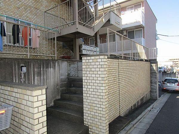 建物エントランス