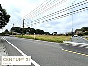 D区画側より撮影◎スーパー・コンビニ・小学校まで徒歩10分圏内！緑豊かな住宅地で穏やかな新生活を始めませんか
