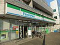 ファミリーマー...