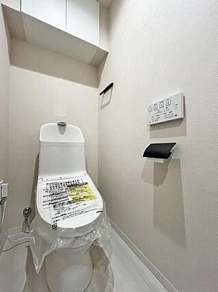 オフホワイトで...