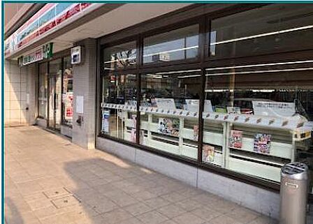 セブンイレブン横浜宮元町2丁目店まで5m