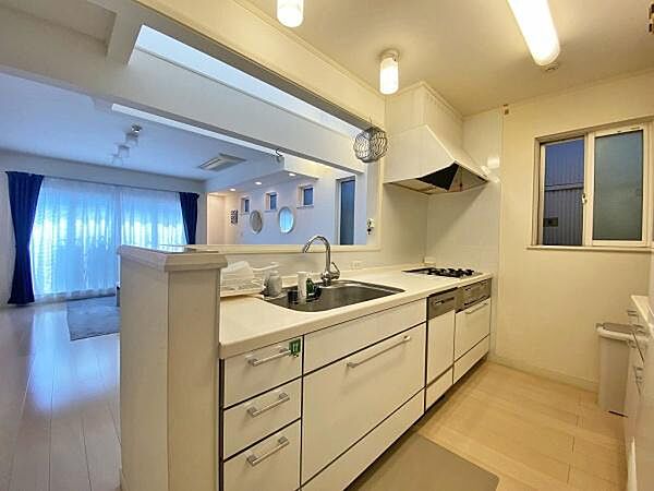 キッチンを拡大表示