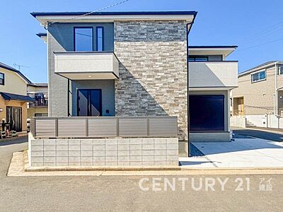 外観:~類似外観同仕様写真~ ※取引する建物とは、外壁、屋根、開口部の位置、形状等が異なります。 外観:~類似外観同仕様写真~ ※取引する建物とは、外壁、屋根、開口部の位置、形状等が異なります。