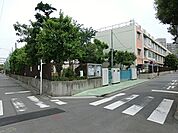 川崎市立東小田小学校まで280m