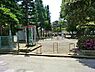周辺：下沼部公園まで802m、南武線の電車がよく見える公園です。本物の電車の座席のように座ることができる南武線車両の形のベンチも設置されています。