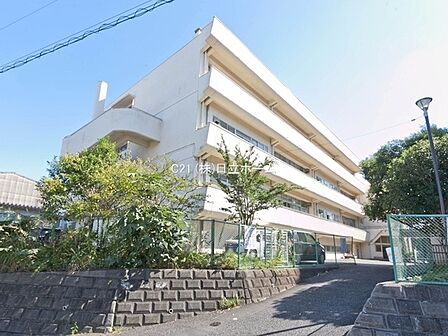 横浜市立上の宮中学校まで1125m