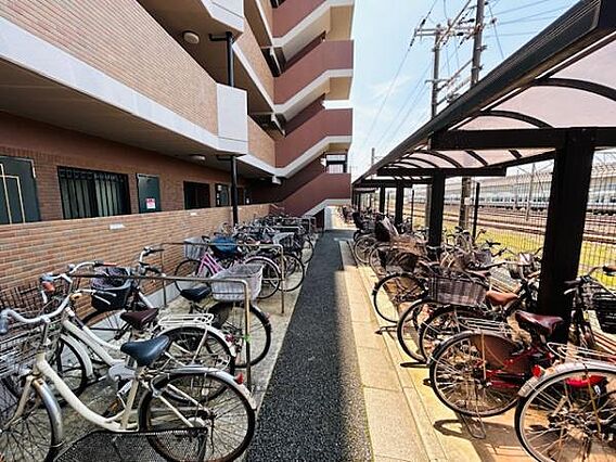 敷地内駐輪場で...