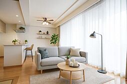 ロイヤルプラザ水戸赤塚 3LDKのリビング/ダイニング