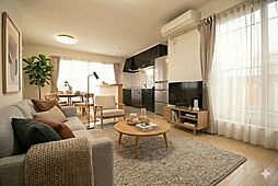 守谷市百合ケ丘1丁目 4LDKのリビング/ダイニング