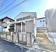 外壁にタイルをあしらいおしゃれな外観になっております！