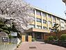 周辺：和歌山市立紀伊中学校まで604m