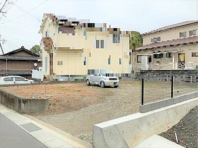 外観:60坪以上でゆとりのある土地です 外観:60坪以上でゆとりのある土地です