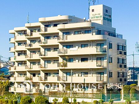 時間のゆとりと空間、爽やかな陽光がもたらす光と風を贅沢なまでに感じる暮らしが始まります。