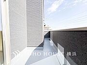 お部屋にも爽やかな風と暖かく柔らかな日差しが差し込み、毎日の暮らしを豊かに彩ります。