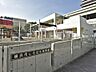 周辺：しろばら保育園　400m　やさしく・たくましく・げんきなこを目指して日々楽しく遊びながら学んでいます。 
