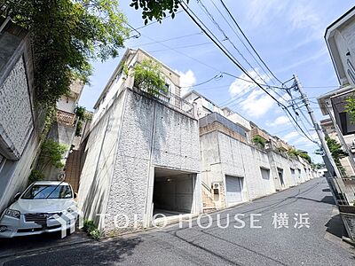 外観：表現された空間は豊かな光と風を纏い、暮らしの時間を豊かにしてくれます。