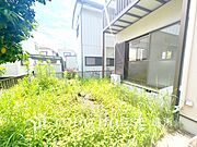 ガーデニングで色とりどりの草花を綺麗に飾ればより一層華やかな空間になります。