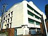 周辺：横浜市立平楽中学校　240m　徒歩3分。部活などで帰りが遅くなっても安心の距離です。 
