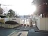 周辺：横浜市千丸台保育園　550m　一時保育や障碍者保育も行っています。利用者や地域の皆様から信頼される保育園作りを目指しています。 