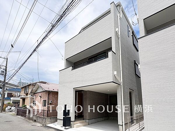 玄関を拡大表示