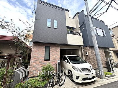 外観：少しでも豊かに、少しでも快適に。そんな想いから生まれた邸宅。