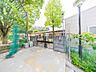 周辺：杉田保育園　700m　小高い丘の上にある小さくて可愛らしい保育園。 