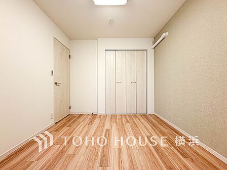 感性を育むプライベートルームはシンプルでスマートな空間。
