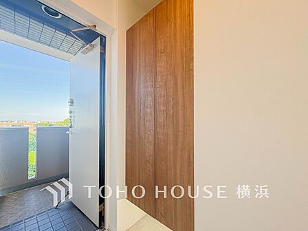 シューズボックス完備でたくさんの靴をしっかり収納。