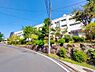 周辺：横浜市立豊田中学校　500m　徒歩7分。部活などで帰りが遅くなっても安心の距離です。 