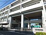 周辺：横浜市立神奈川中学校　30m　徒歩1分。部活などで帰りが遅くなっても安心の距離です。 