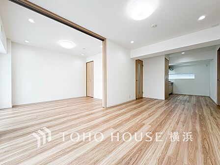 ご家族やお客様との時間など、多くの時を刻む空間。何気なく過ぎる時間が上質なひと時となる。