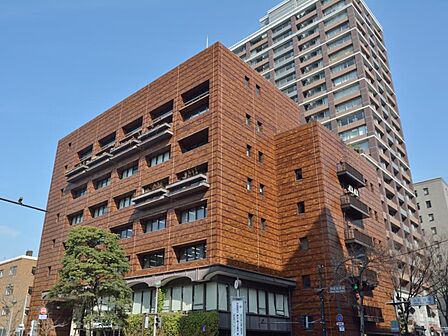 中区役所 1600m 第2・第4土曜日も一部窓口で開庁しています。