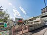 周辺：中村愛児園　400m　キリスト教の精神に基づいた保育理念で、朝のひとときに礼拝やお祈りの時間があります。 