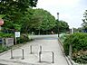 周辺：荒井沢中谷公園　500m　閑静な住宅街にある公園。公園入口には花壇があり、季節になるとチューリップも楽しめます。 