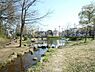 周辺：桜台公園　100m　みどりいっぱいの公園内には、散策路があり散歩が楽しめます。 