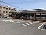 周辺：セブンイレブン大分新川町店まで931m、歩いて5分でコンビニは便利ですよ!
