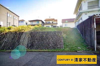 外観:閑静な住宅地でのびのび子育て!(2022年10月撮影) 外観:閑静な住宅地でのびのび子育て!(2022年10月撮影)
