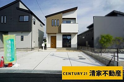 外観:2号棟:閑静な住宅地でのびのび子育て!(2026年09月撮影) 外観:2号棟:閑静な住宅地でのびのび子育て!(2026年09月撮影)