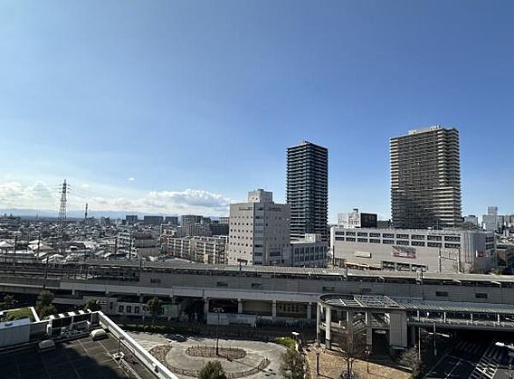 バルコニーから...