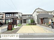 カースペースゆったり並列2台駐車可能で、お出かけや通勤時にも安心です！