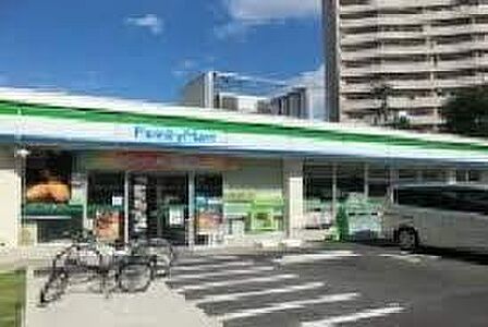 ファミリーマートさいたま根岸五丁目店まで165m