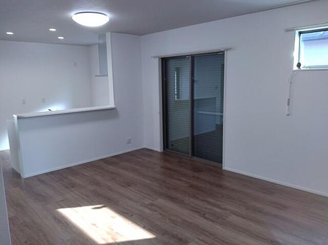 リビング/ダイニング 宮崎市佐土原町下那珂