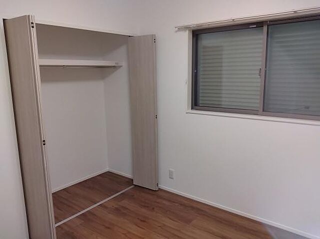 室内 宮崎市佐土原町下那珂