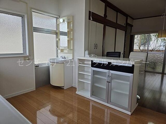 室内 宮崎市東大淀1丁目1-39