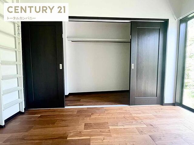 収納 宮崎市高岡町高浜