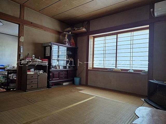 リビング/ダイニング 宮崎市佐土原町東上那珂