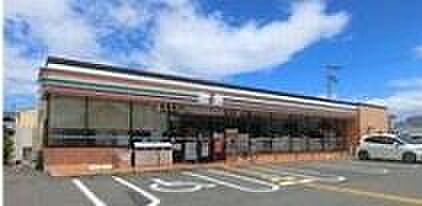 セブンイレブン堺大浜南町2丁店まで970m
